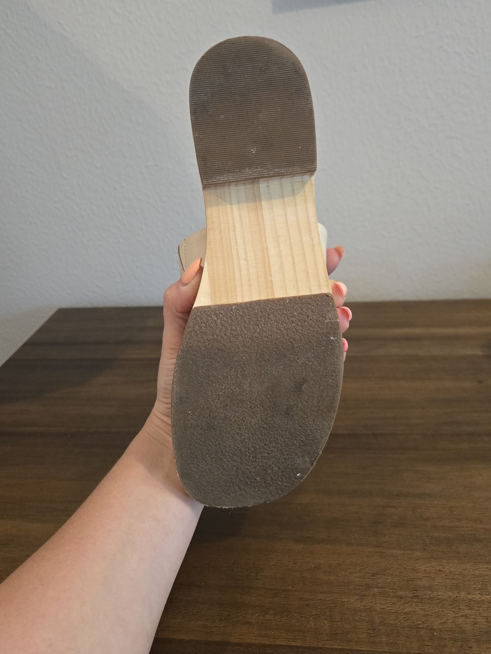 NISOLO® Ellie All-Day Clog in color bone - Picture 5 of 5